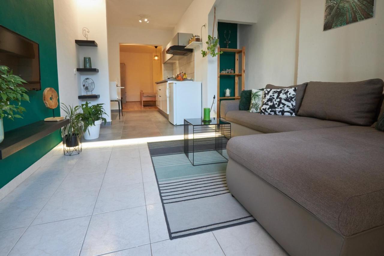 Apartment Green Пореч Екстериор снимка