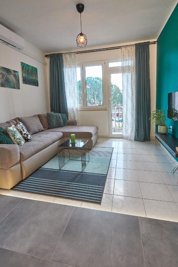 Apartment Green Пореч Екстериор снимка