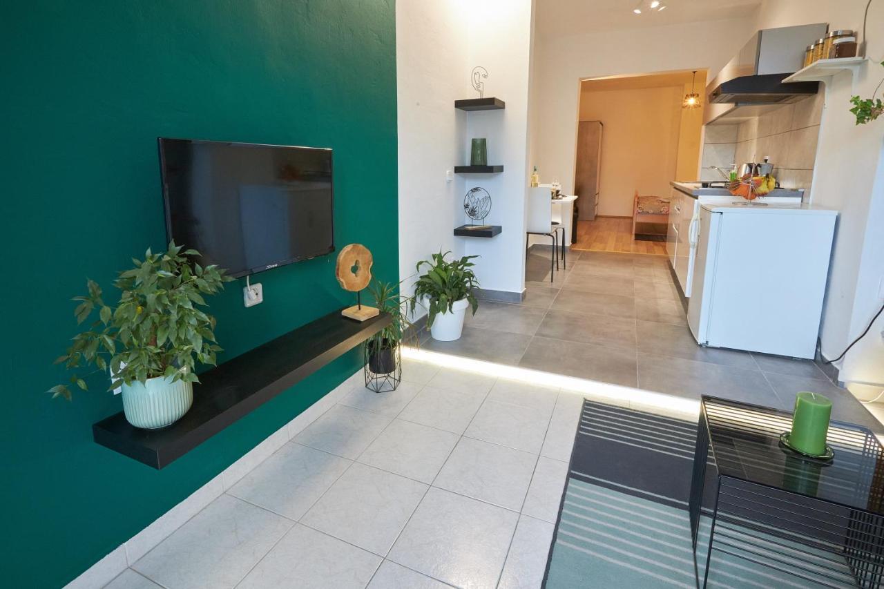 Apartment Green Пореч Екстериор снимка